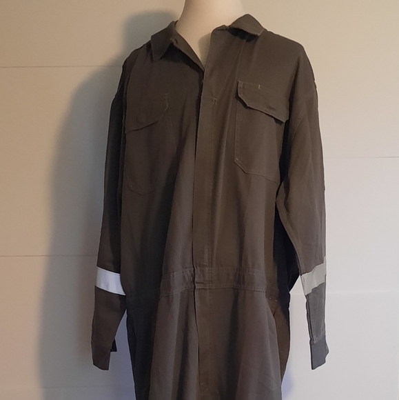 Rangewear Other - Rangewear Professional Grade FRC 58 Long Gray Reflective Overalls Covera…